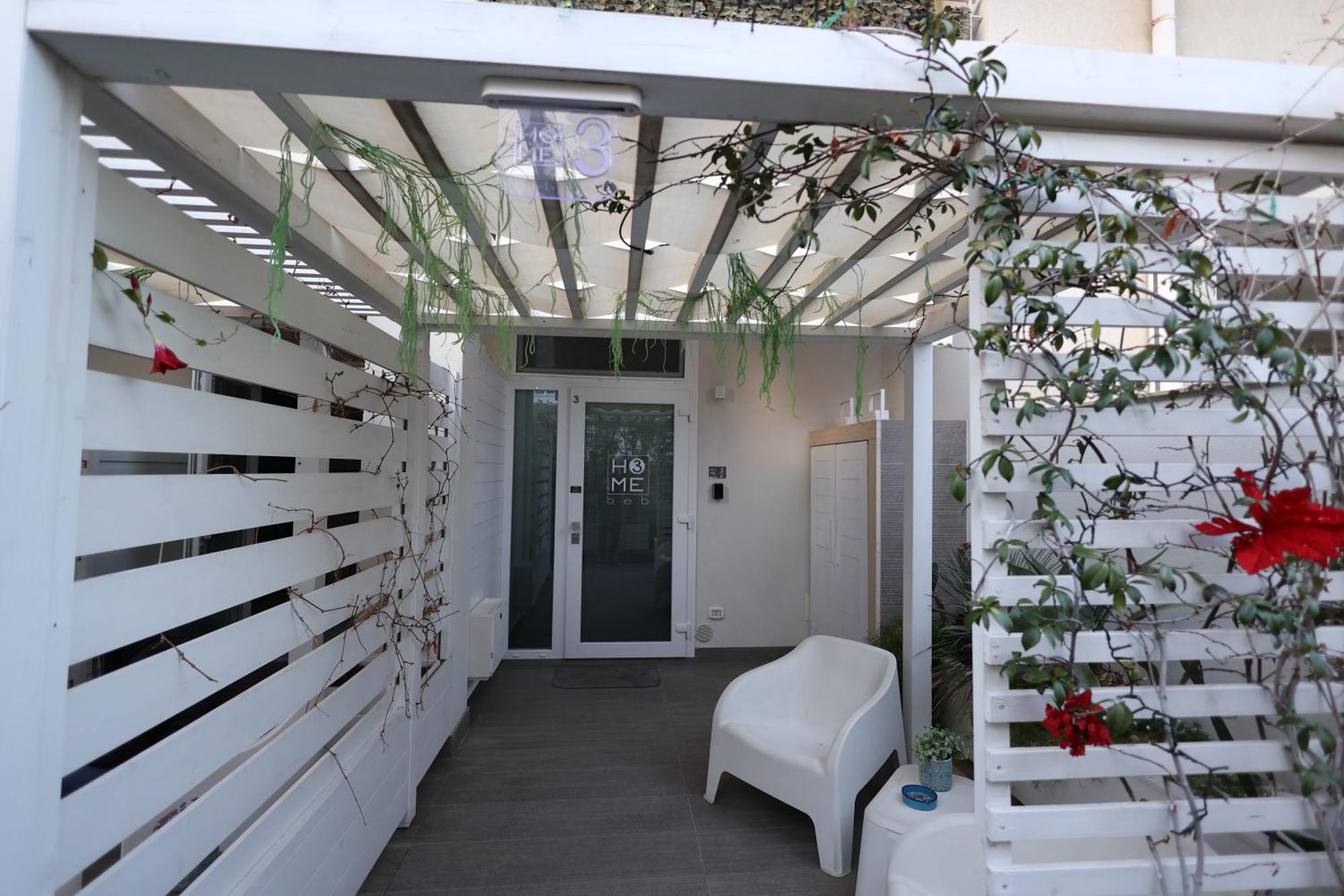 Home3 Bed Superior Room Бишелие Екстериор снимка
